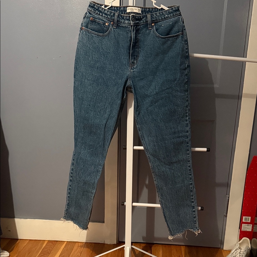 Abercrombie & Fitch Blue Ankle Jeans
